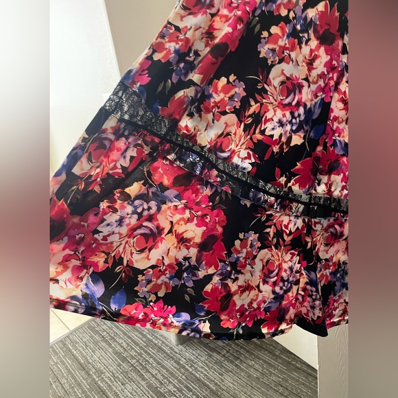 Torrid “midi studio knit asymmetric dress” size 2 NWOT. - Picture 2 of 5